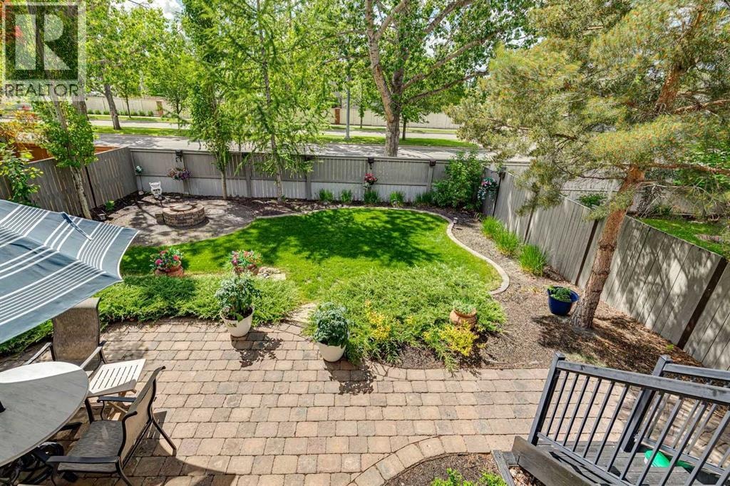 202 Crystal Green Place — photo 44