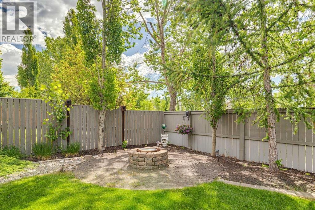 202 Crystal Green Place — photo 47