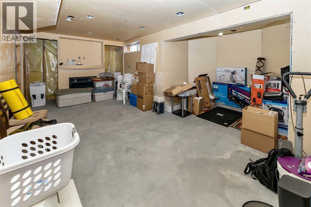 63 Hawkmount Green NW — photo 30