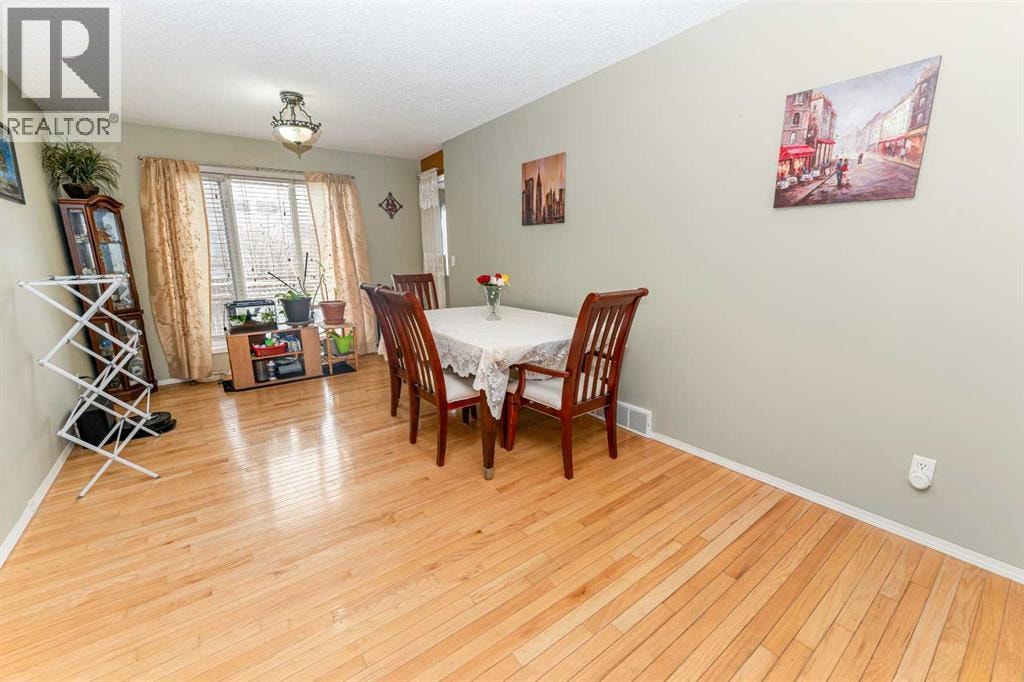 63 Hawkmount Green NW — photo 9