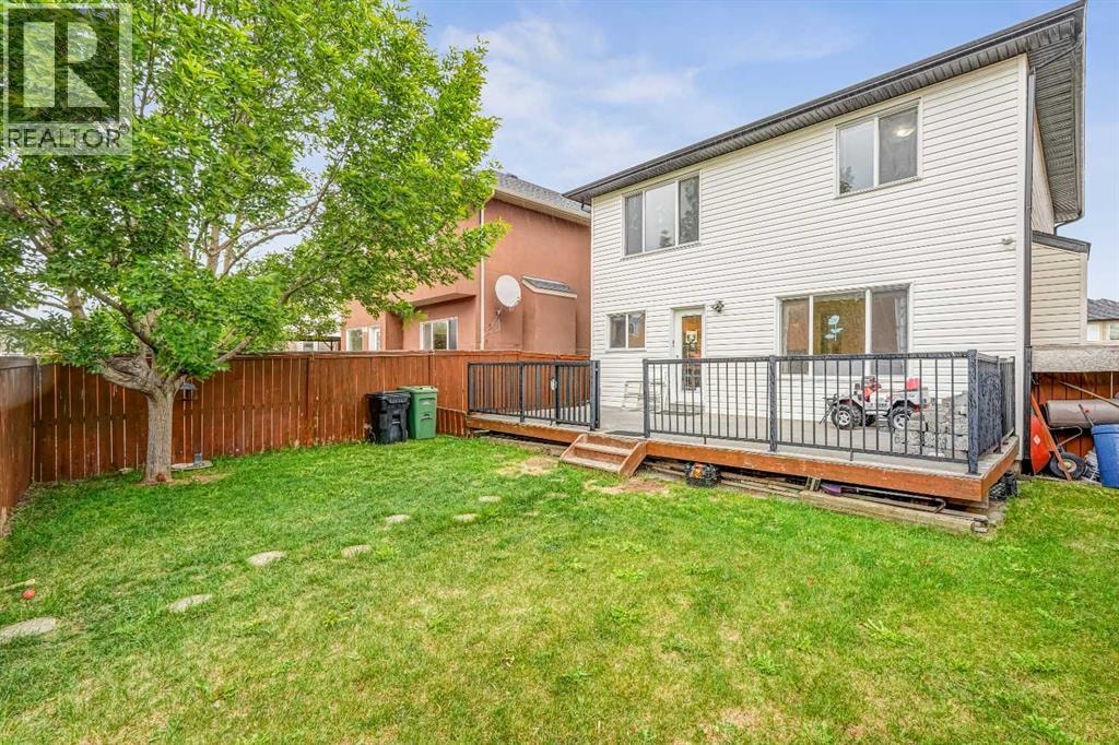 84 Saddletree Close NE — photo 30