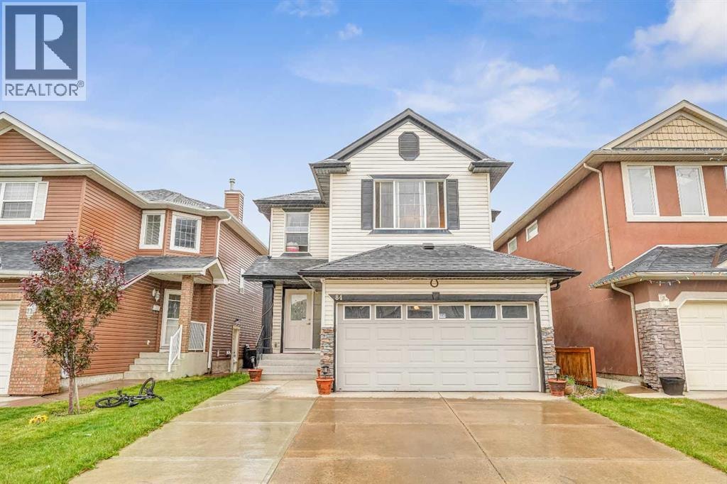 84 Saddletree Close NE — photo 1