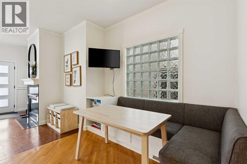 718 53 Avenue SW — photo 12