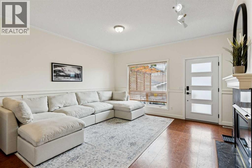 718 53 Avenue SW — photo 13