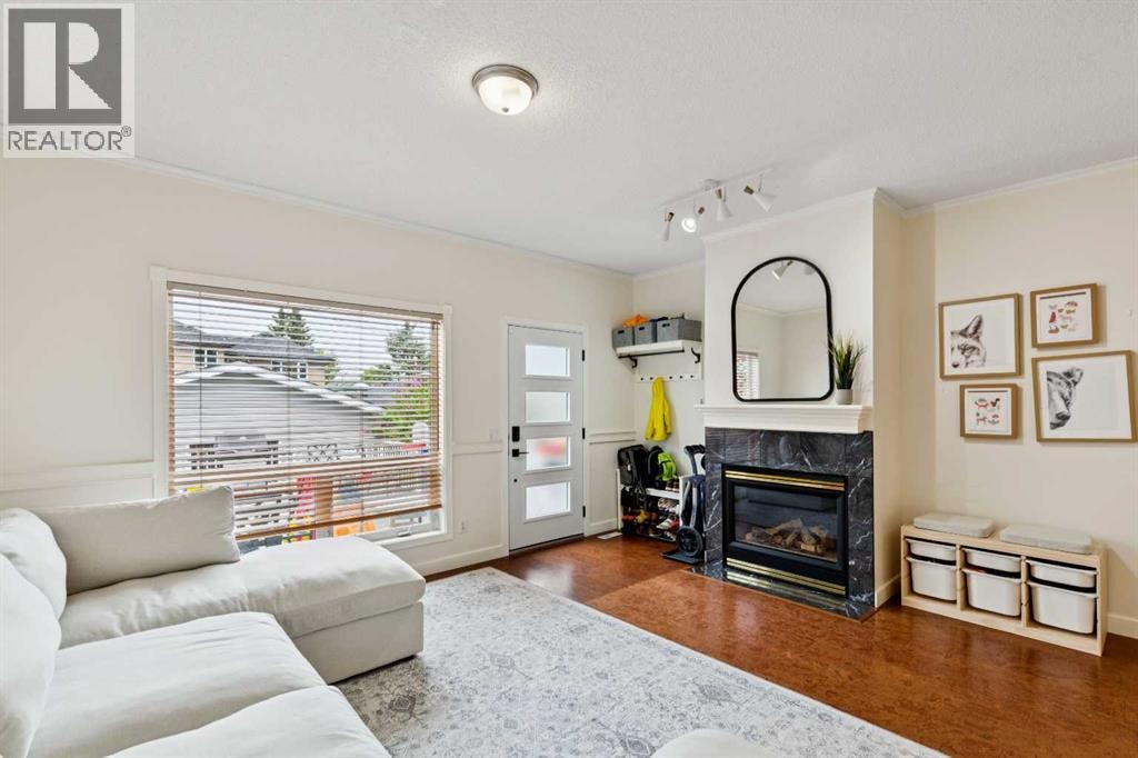 718 53 Avenue SW — photo 15