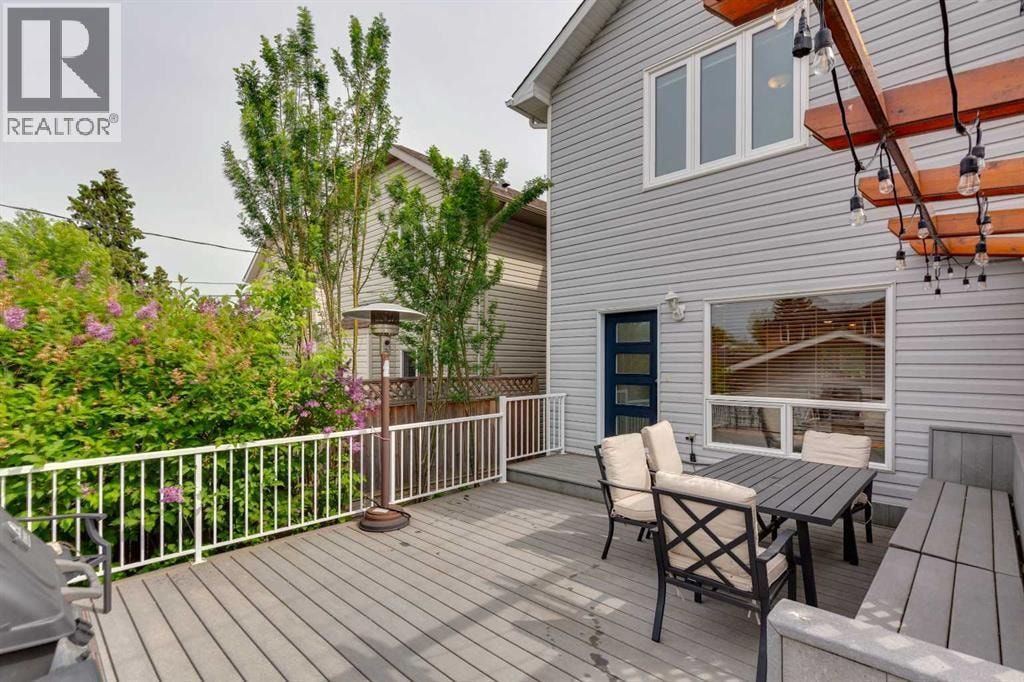 718 53 Avenue SW — photo 37