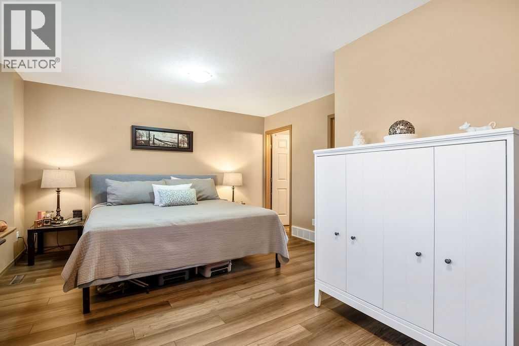 49 Spring Meadows Bay — photo 16