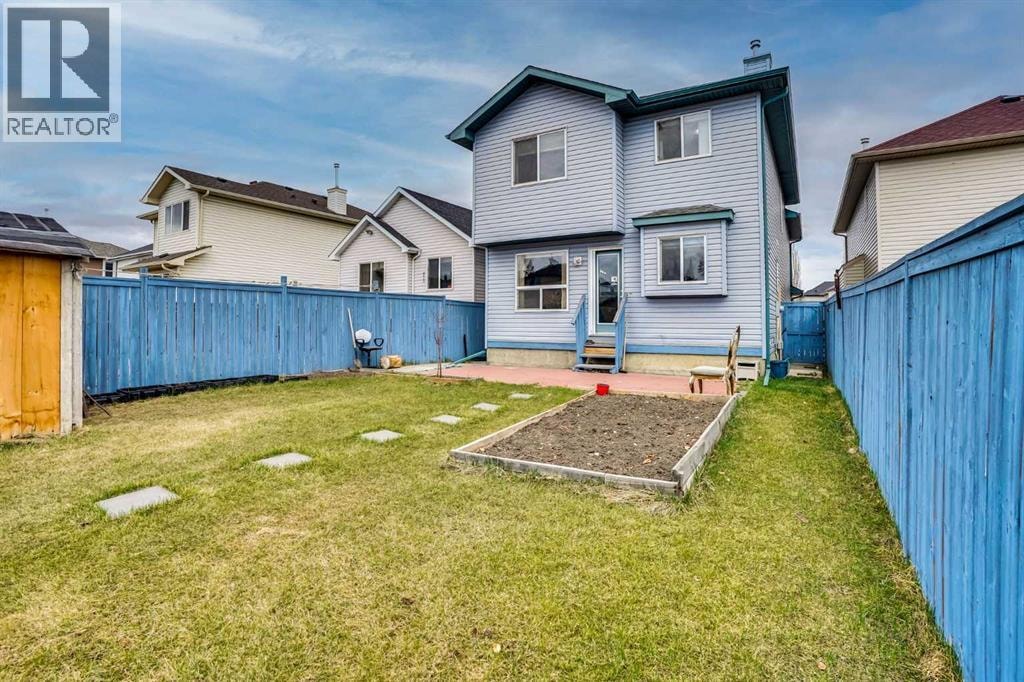 75 Taralea Crescent NE — photo 37