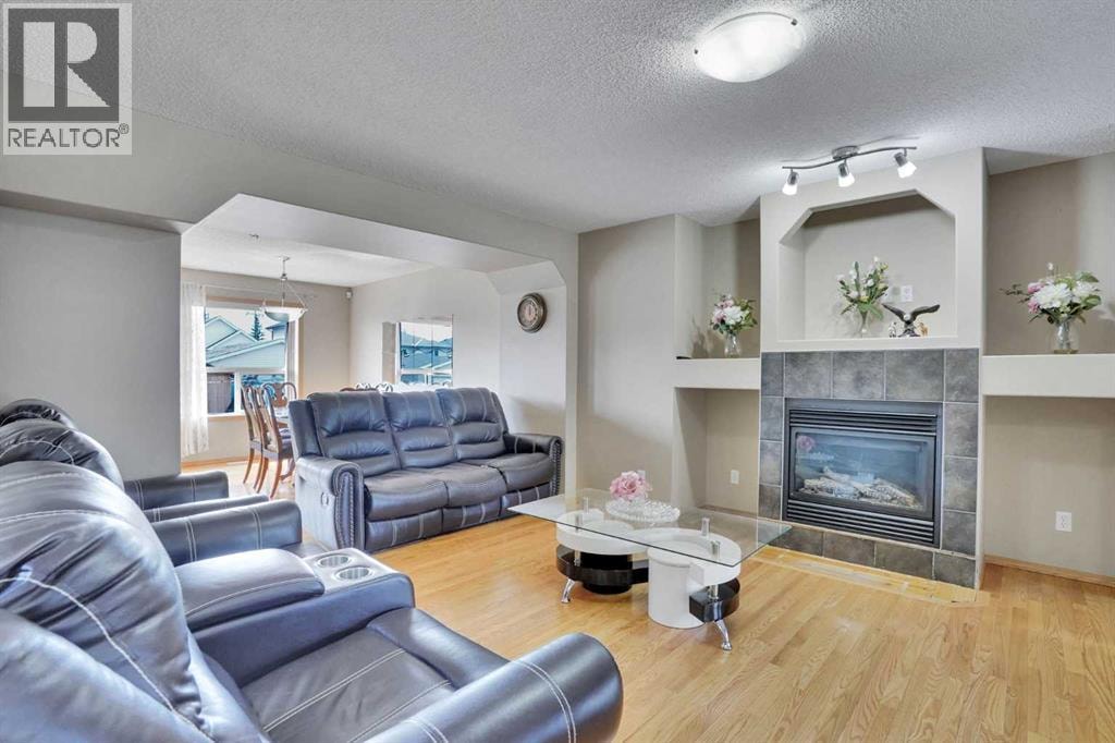 75 Taralea Crescent NE — photo 9