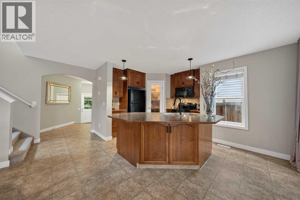 161 Everoak Gardens SW — photo 6
