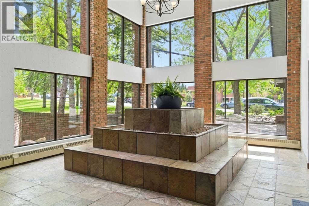 310, 550 Westwood Drive SW — photo 21