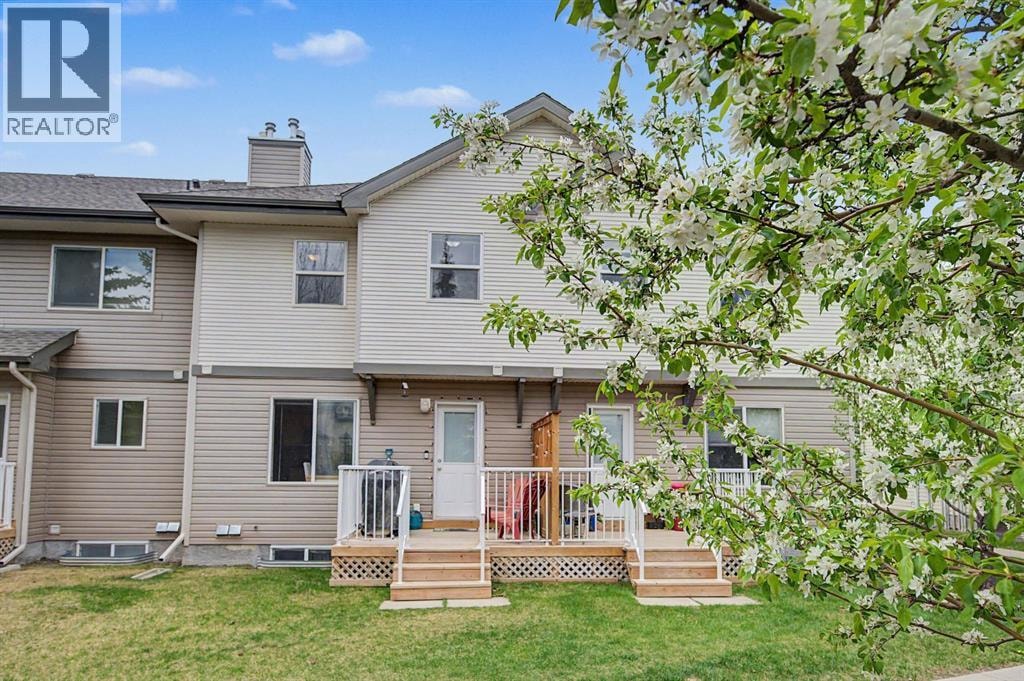 65 Royal Birch Villas NW — photo 24