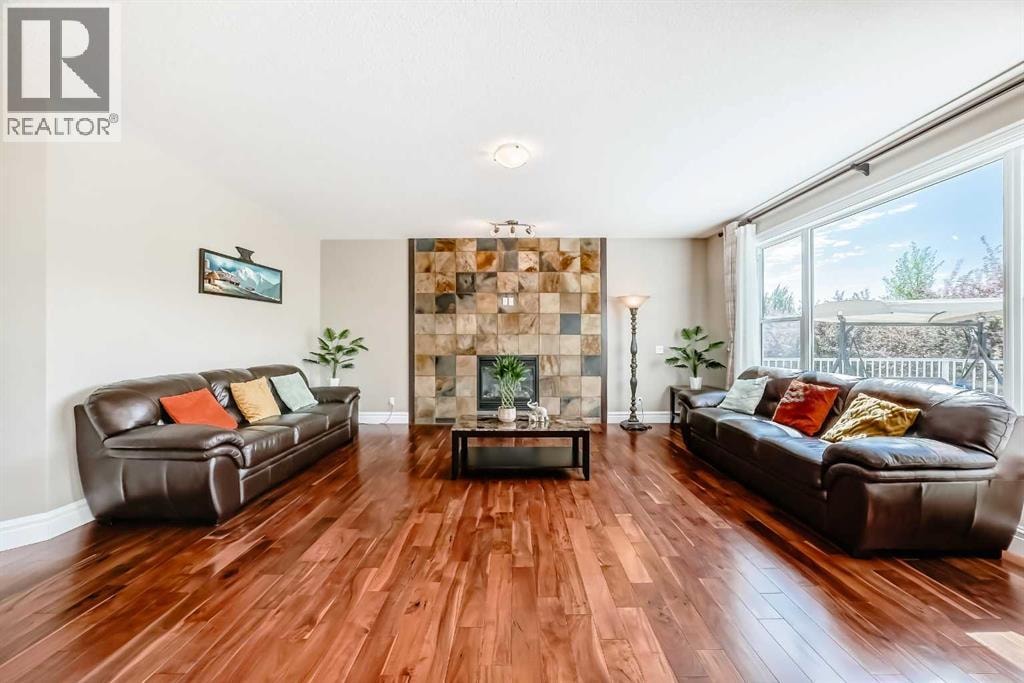 75 Silverado Bank Gardens SW — photo 20