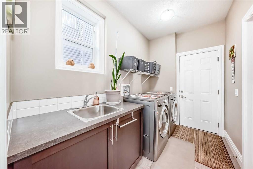 75 Silverado Bank Gardens SW — photo 23