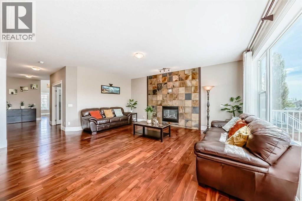 75 Silverado Bank Gardens SW — photo 19