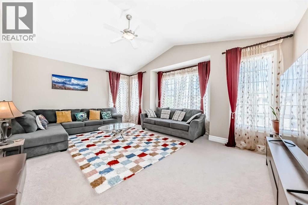 75 Silverado Bank Gardens SW — photo 25