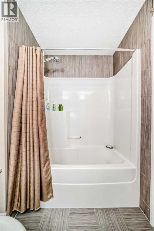 75 Silverado Bank Gardens SW — photo 35