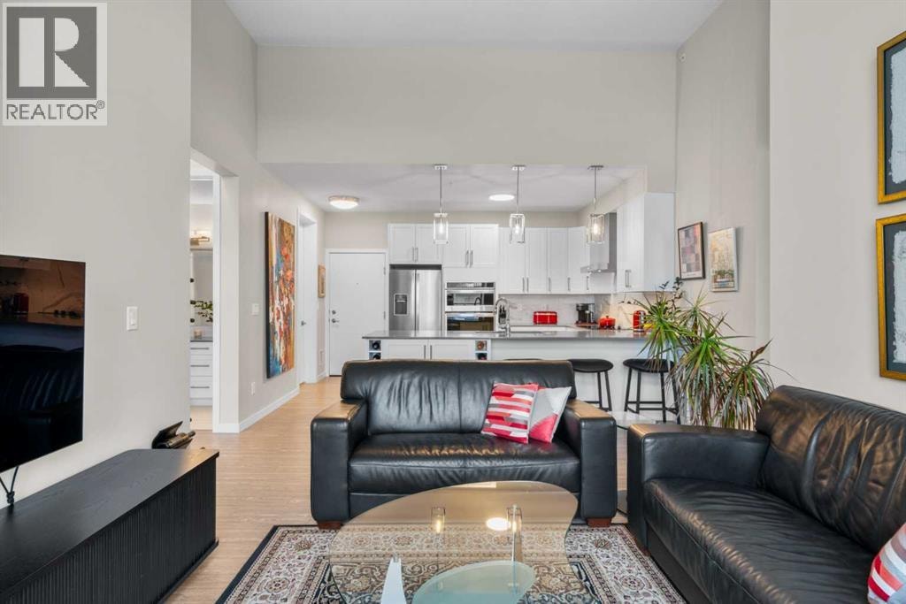 607, 11 Mahogany Circle SE — photo 2
