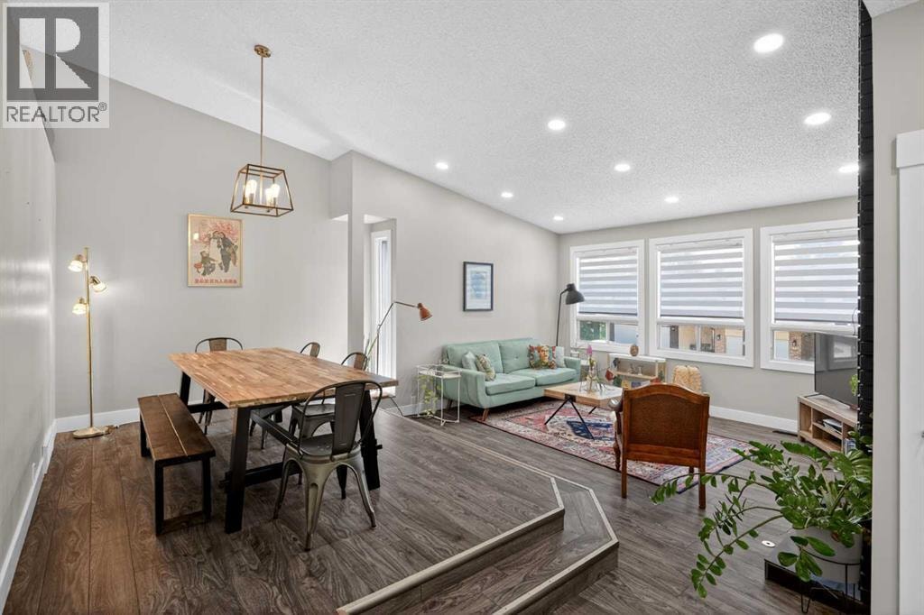 76 Ranchridge Drive NW — photo 3