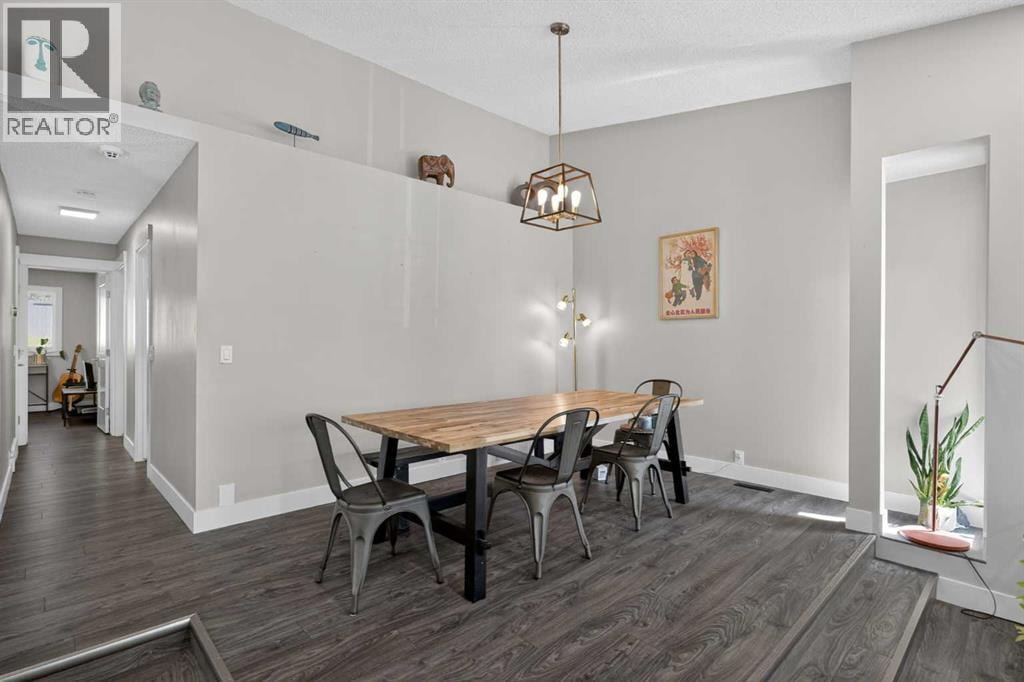76 Ranchridge Drive NW — photo 8