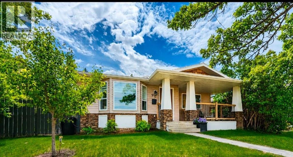 95 Hillgrove Crescent SW