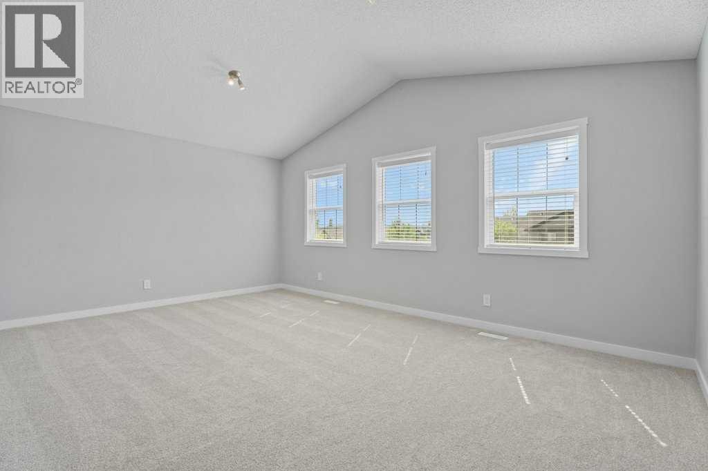 100 Drake Landing Common — photo 33
