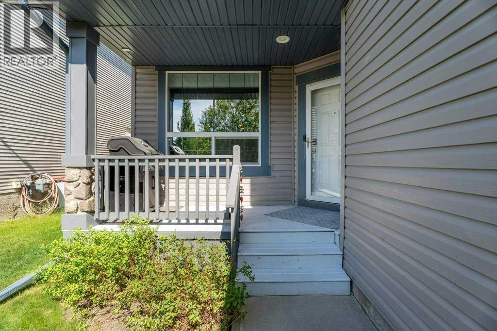 100 Drake Landing Common — photo 3