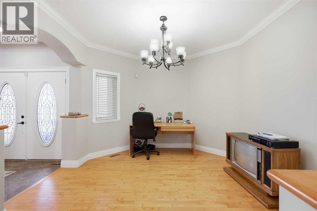 280135 Township Road 242  SE — photo 10