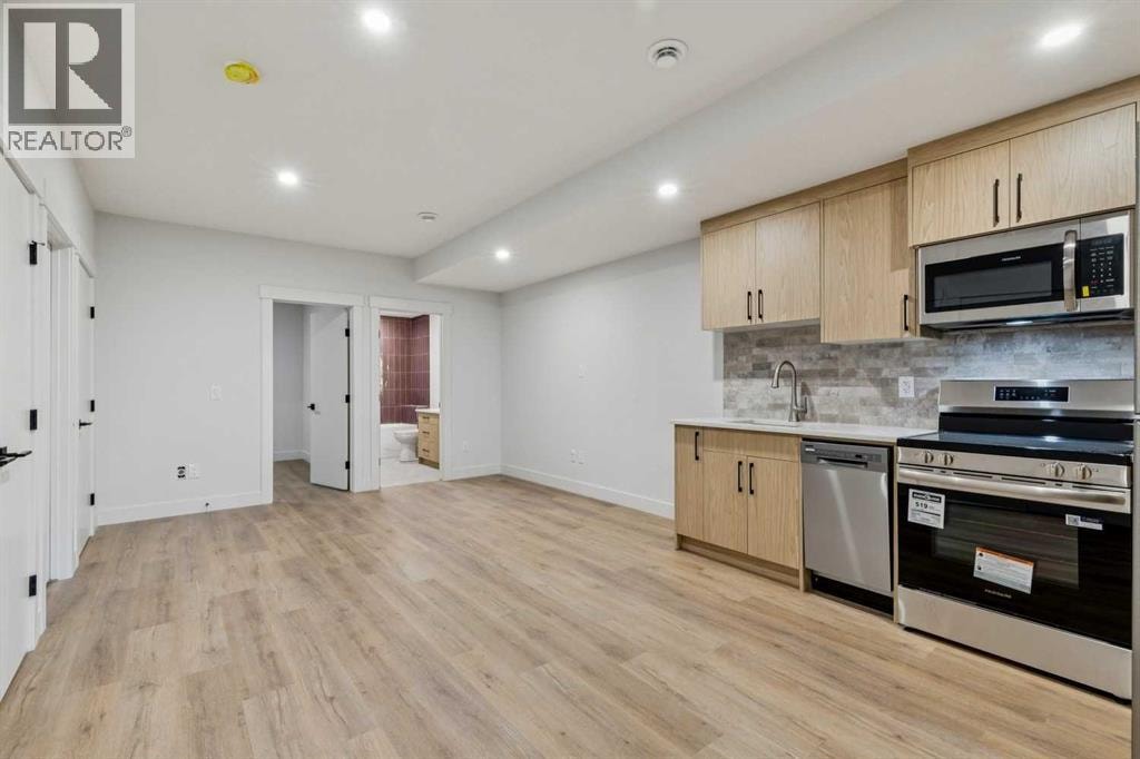 2620 30 Street SW — photo 38