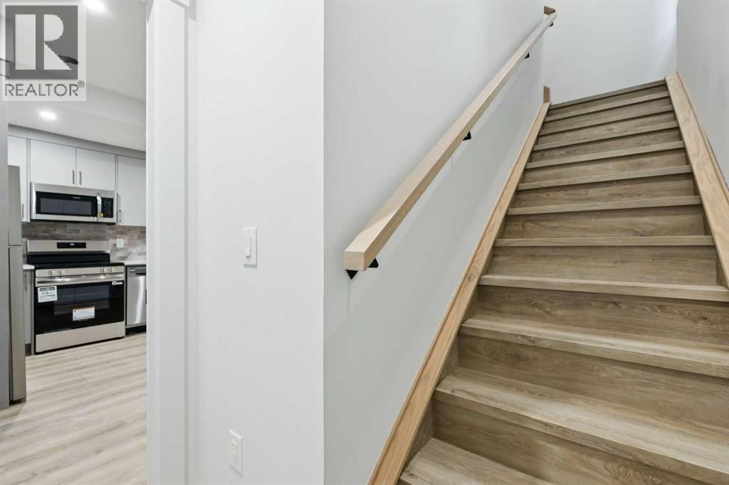 2622 30 Street SW — photo 35