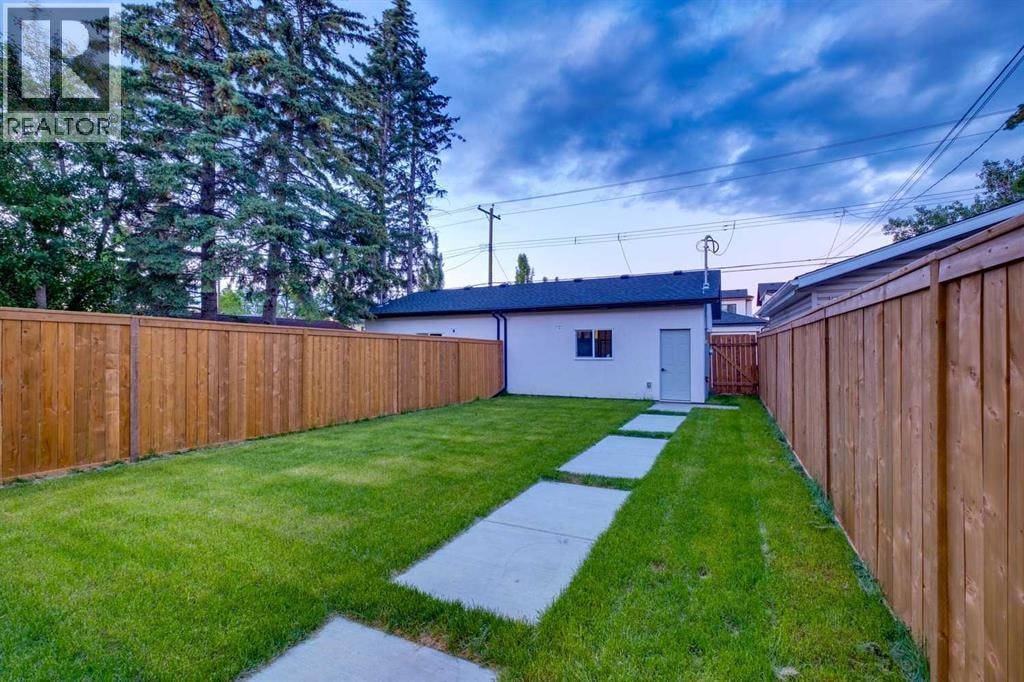 2622 30 Street SW — photo 50