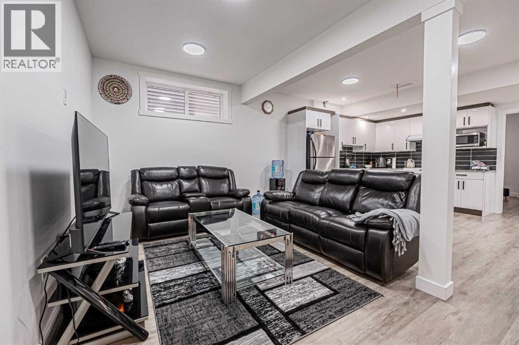 2325 Lancaster Heights SE — photo 41