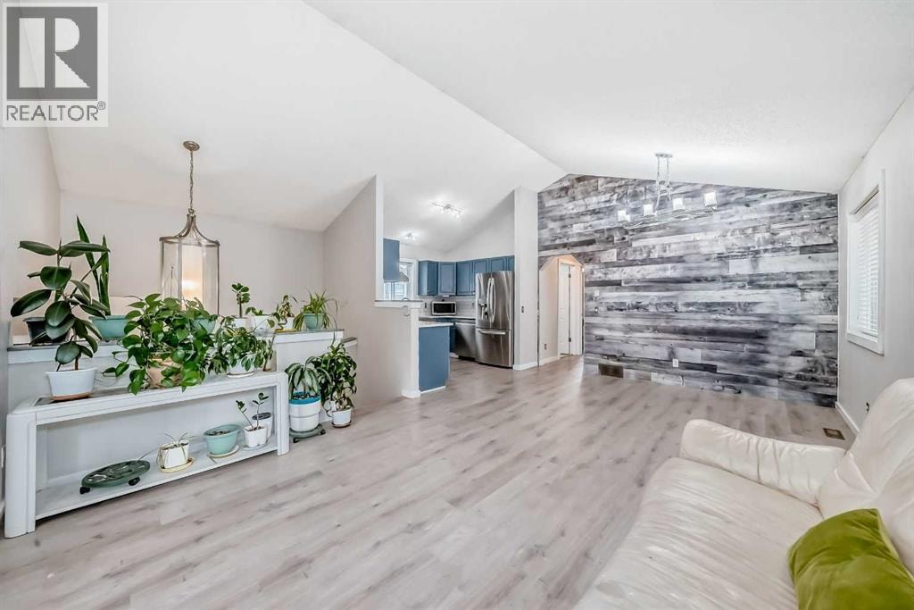 137 Erin Meadow Bay SE — photo 19