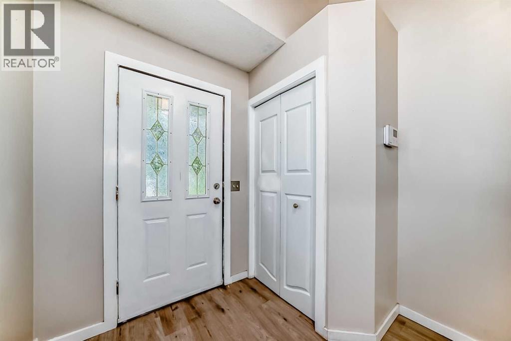 137 Erin Meadow Bay SE — photo 5
