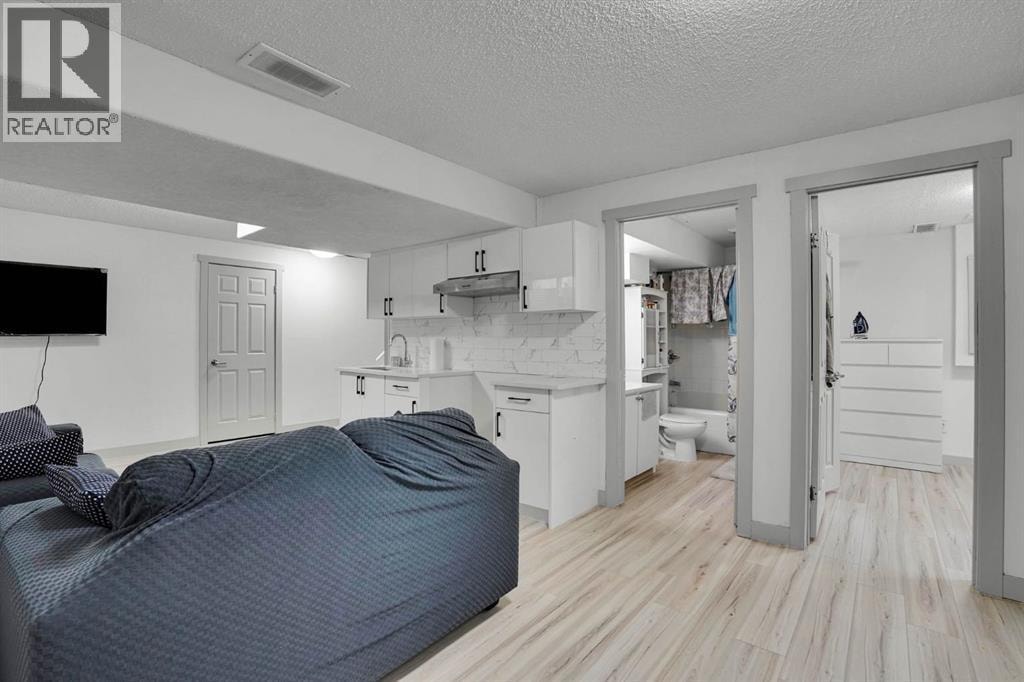 63 Saddlemont Crescent NE — photo 31