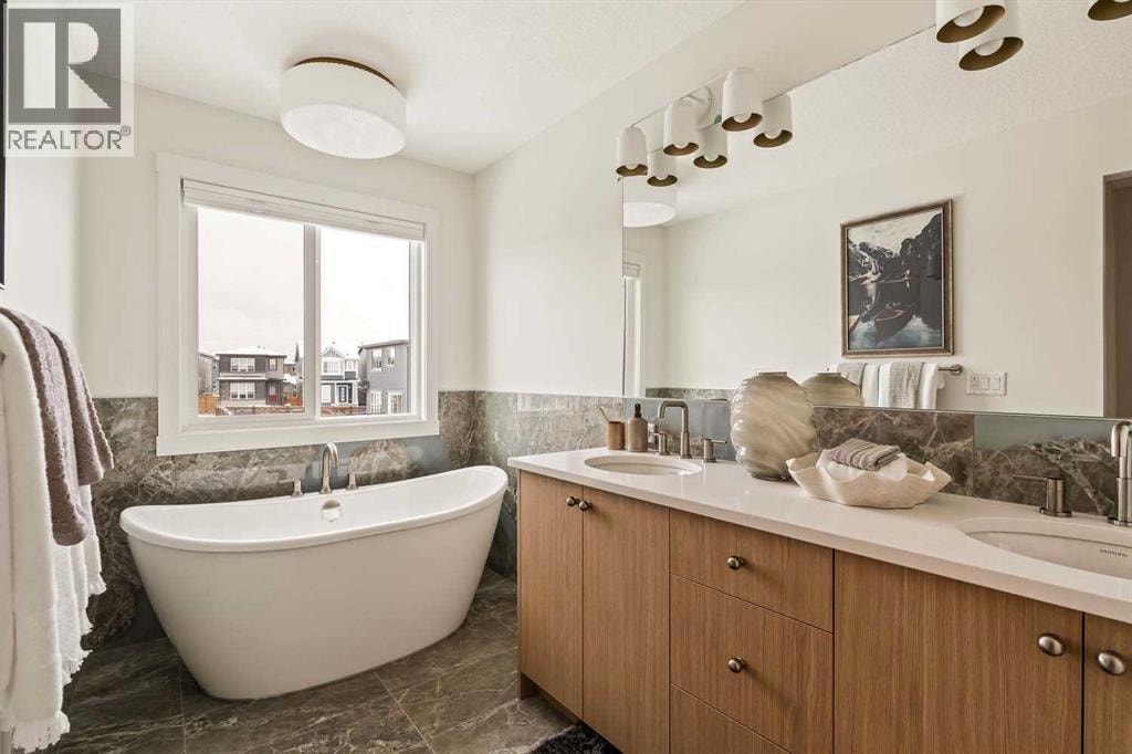 148 Lucas Green NW — photo 25