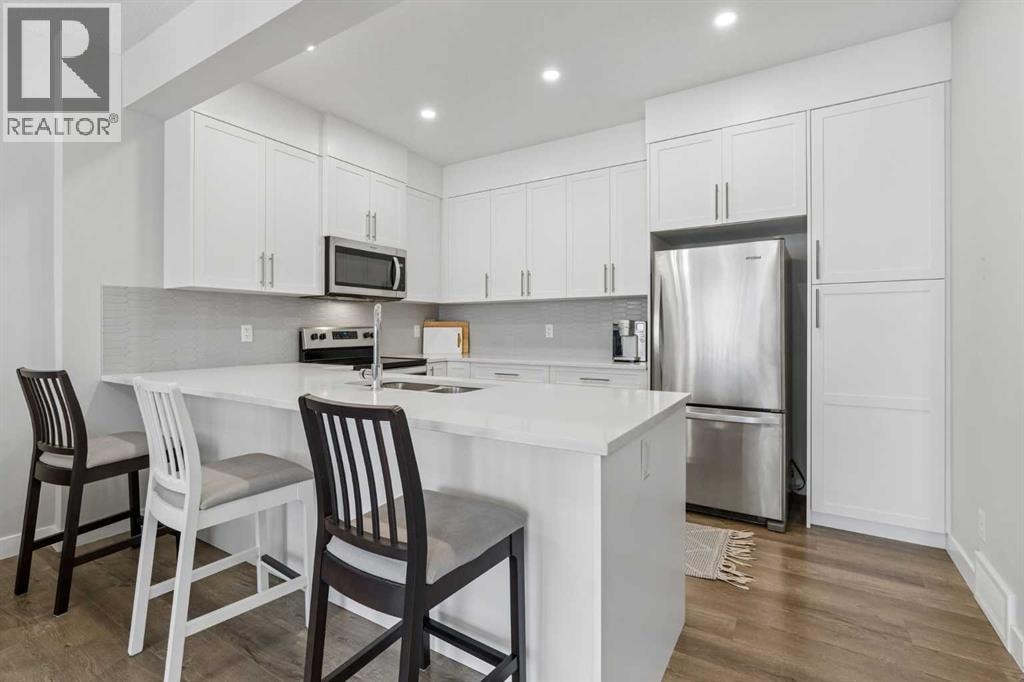 711 Crestridge Common SW — photo 6