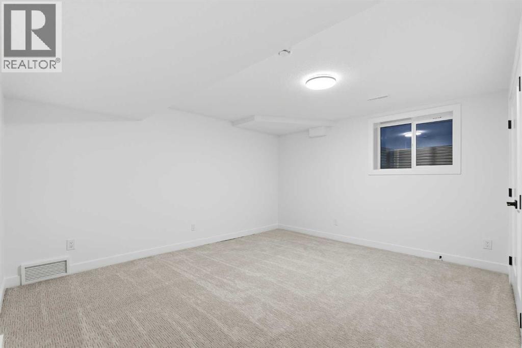 4904 Valiant Drive NW — photo 30