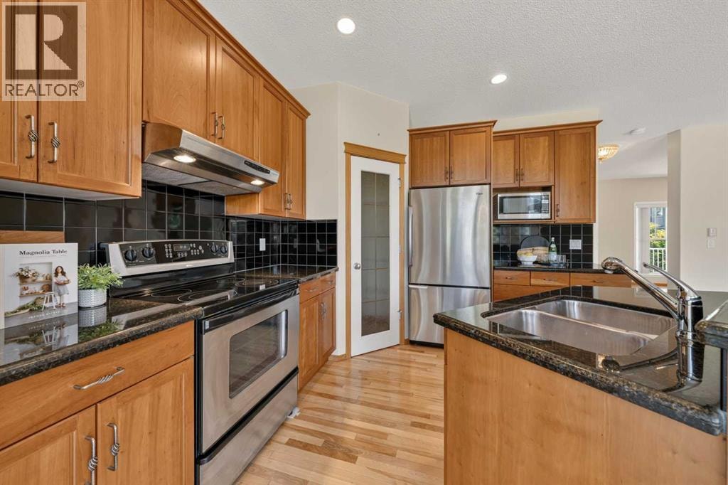 63 Cougartown Close SW — photo 14
