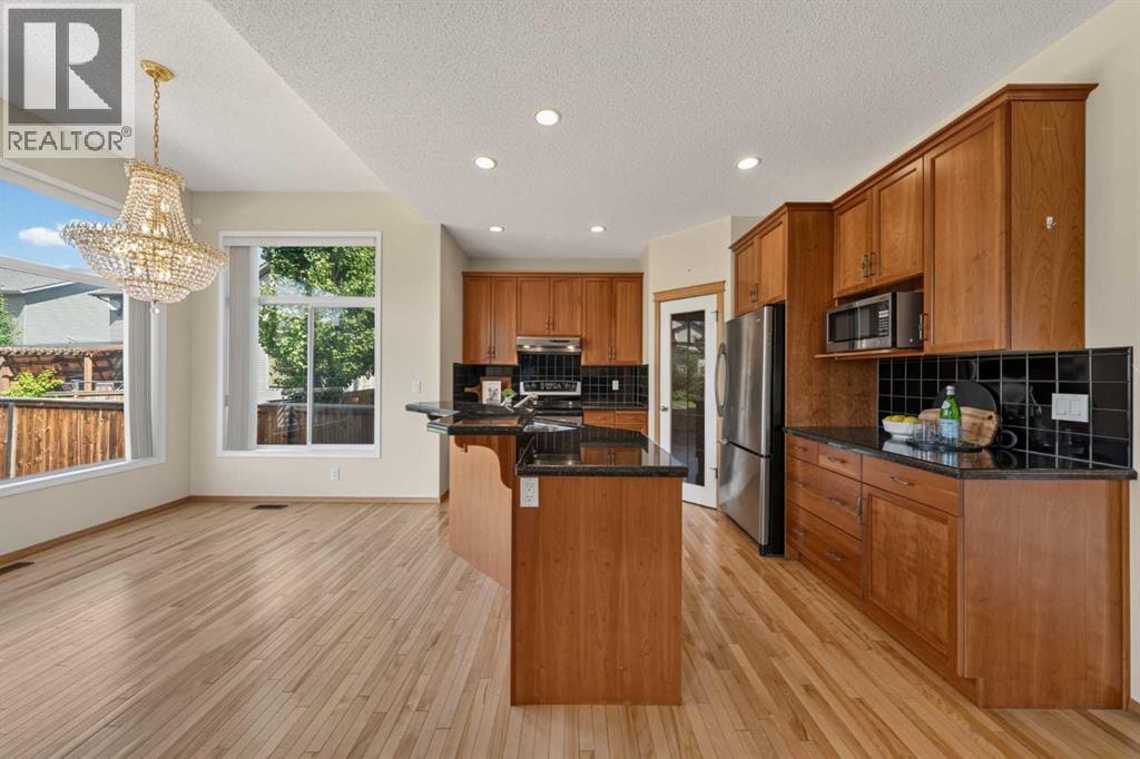 63 Cougartown Close SW — photo 15