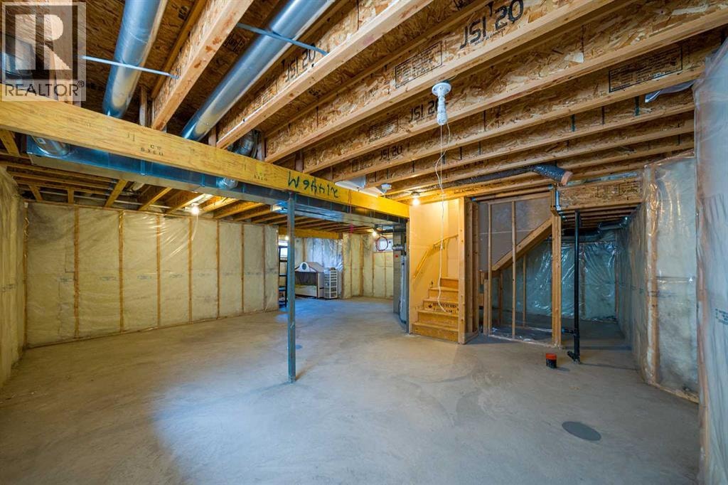 63 Cougartown Close SW — photo 38