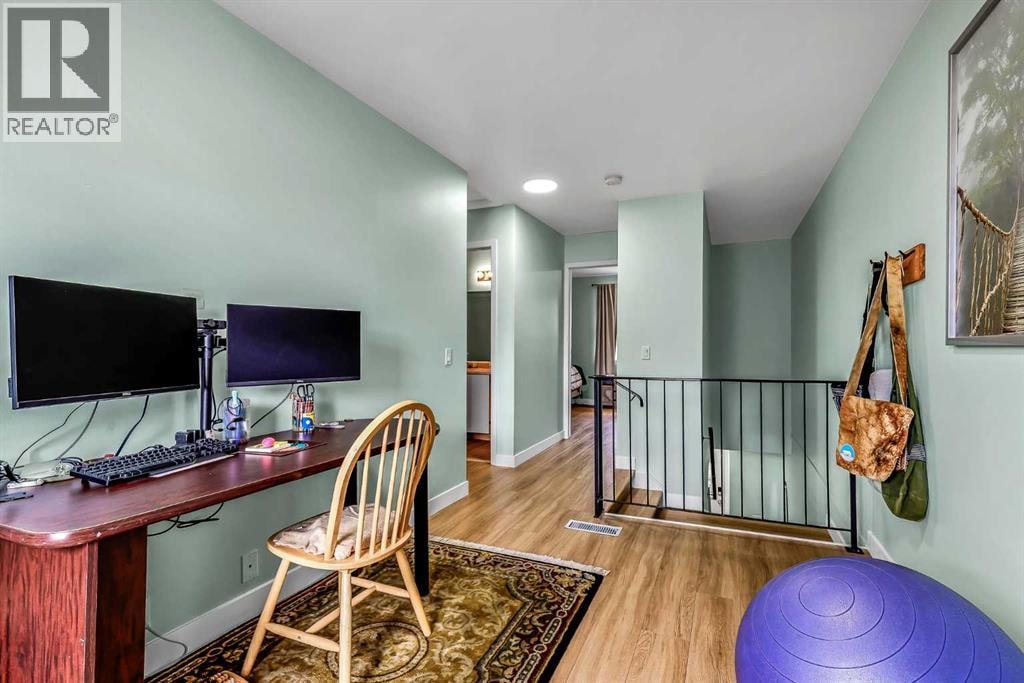 2187 Woodview Drive SW — photo 14