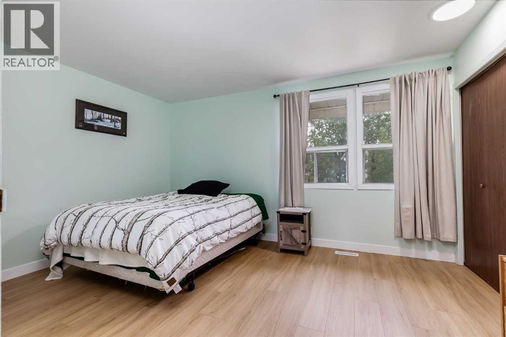 2187 Woodview Drive SW — photo 18