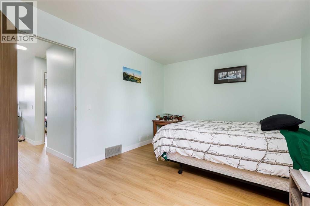 2187 Woodview Drive SW — photo 19