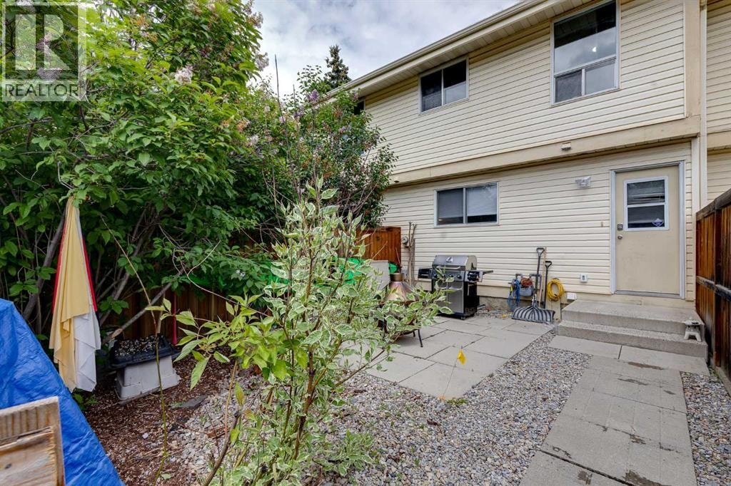 2187 Woodview Drive SW — photo 27