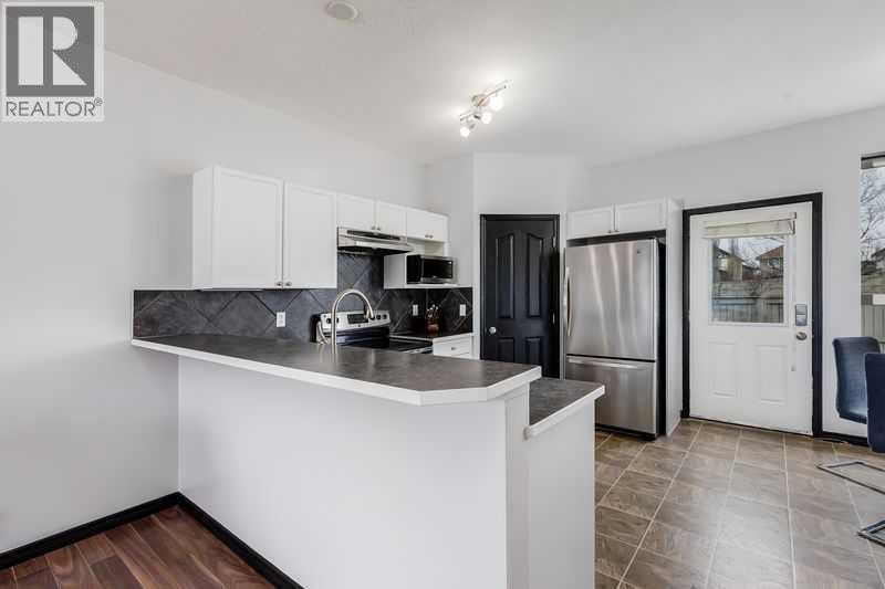 1001, 703 Luxstone Square SE — photo 5
