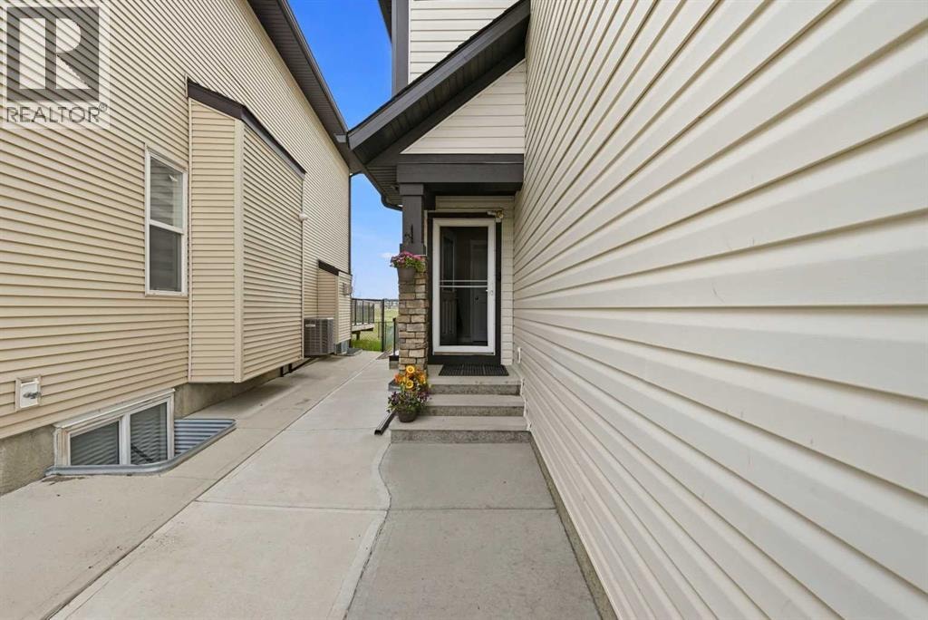 156 Skyview Shores Manor NE — photo 2