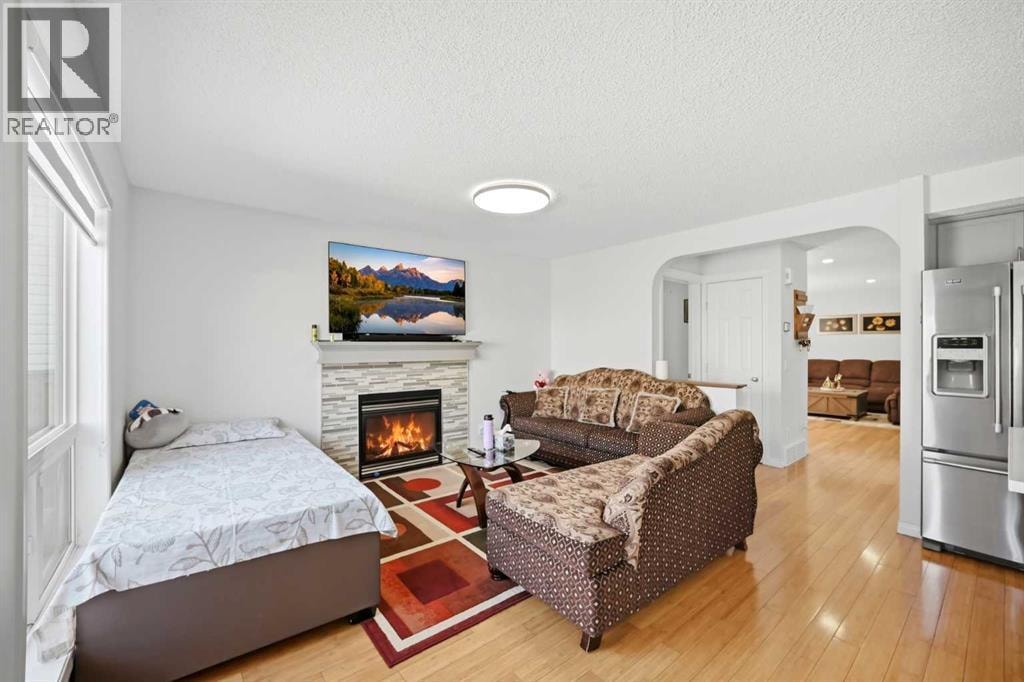 89 Saddlehorn Close NE — photo 11