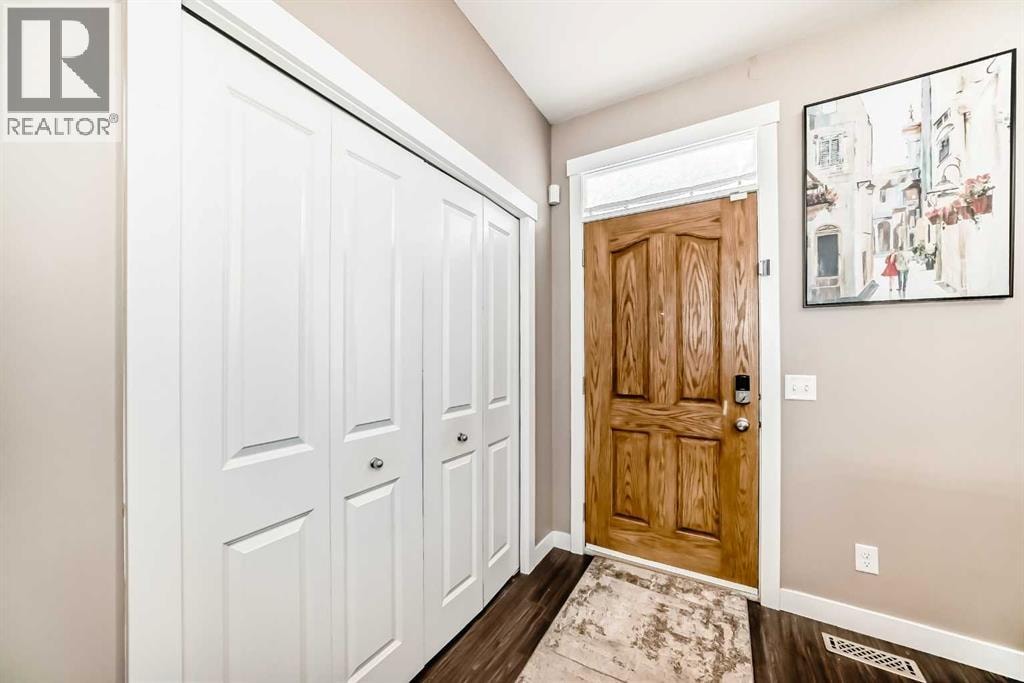 37 Skyview Ranch Gardens NE — photo 3