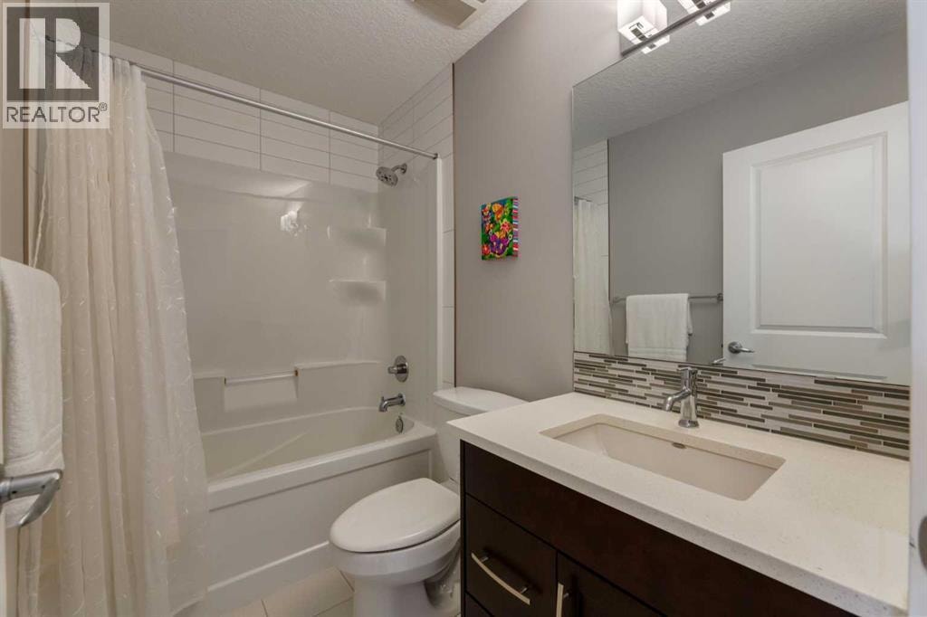 76 Dieppe Drive SW — photo 29